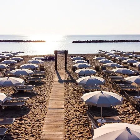 Constellation Ξενοδοχείο 3*