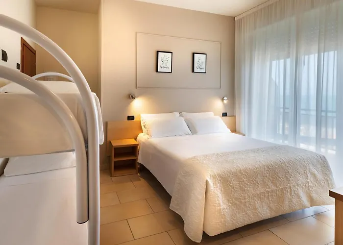 Otel Constellation 3*