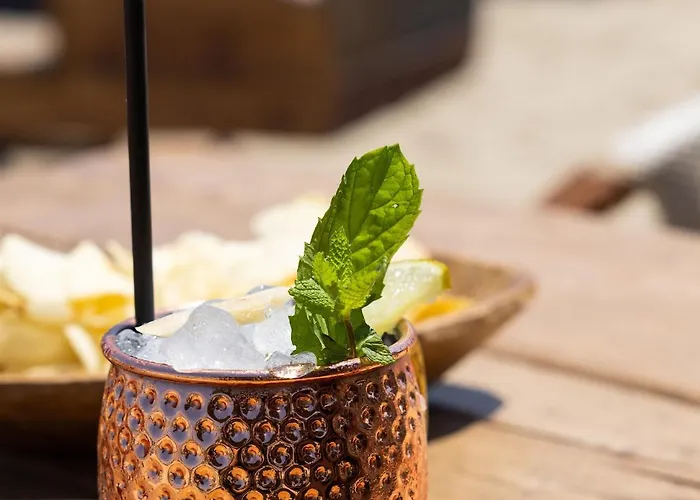 호텔 Constellation 3*