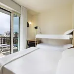 Hotel Constellation 3*
