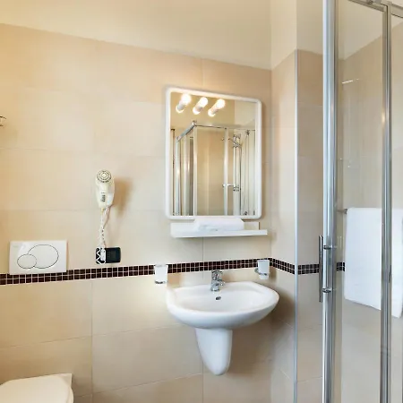 Constellation Hotell 3*